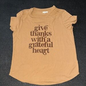 Maurices Brown Graphic Tee grateful heart size large